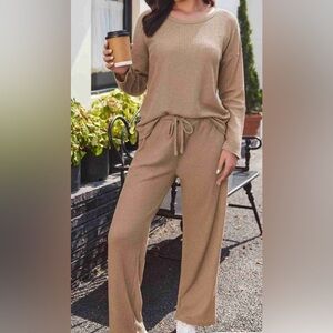 NWT Ekouaer Tan Wide Leg Lounge Set